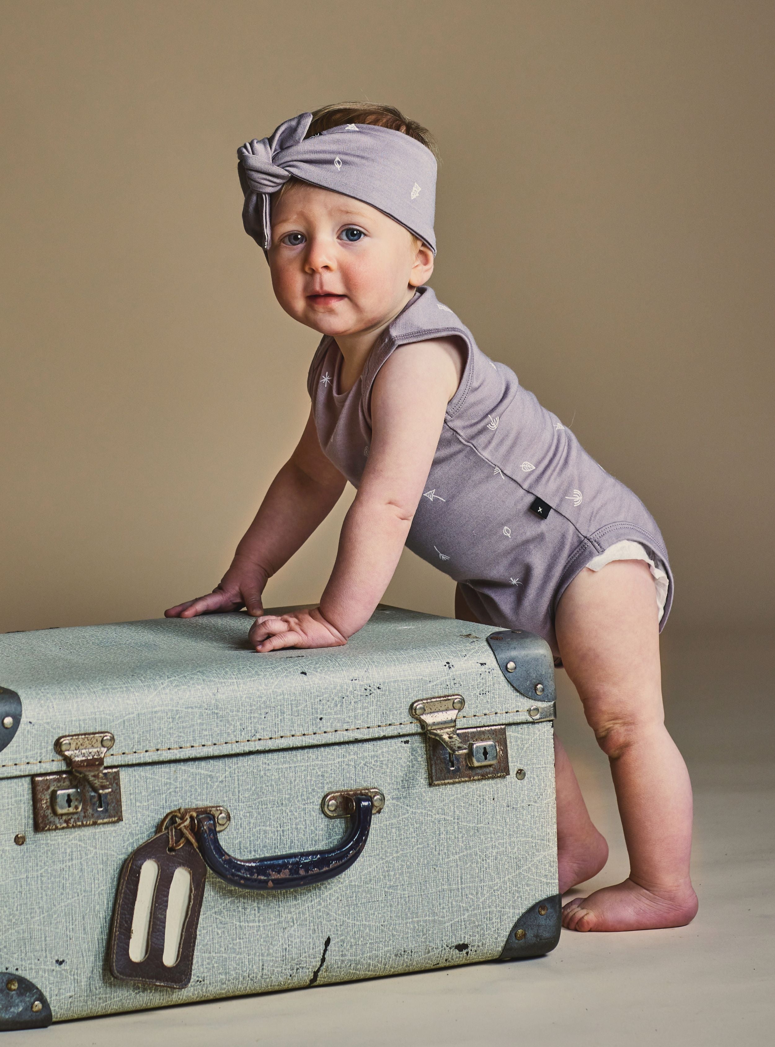 HADLEY SLEEVELESS BODYSUIT- Taupe Nature, 3-6 months