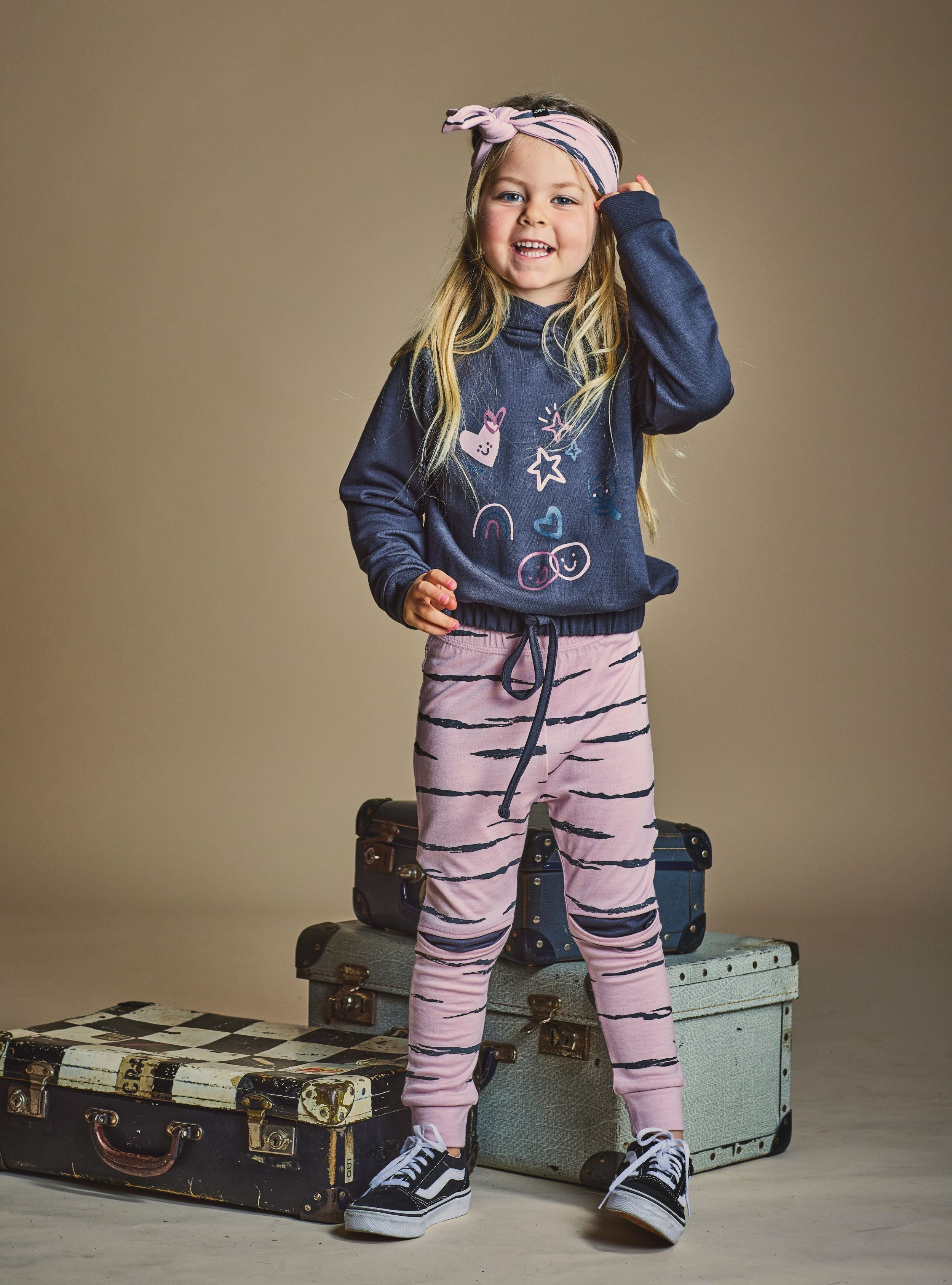 ELYSE HOODED SWEATSHIRT- Shadow, 18-24 months & 4-5 years