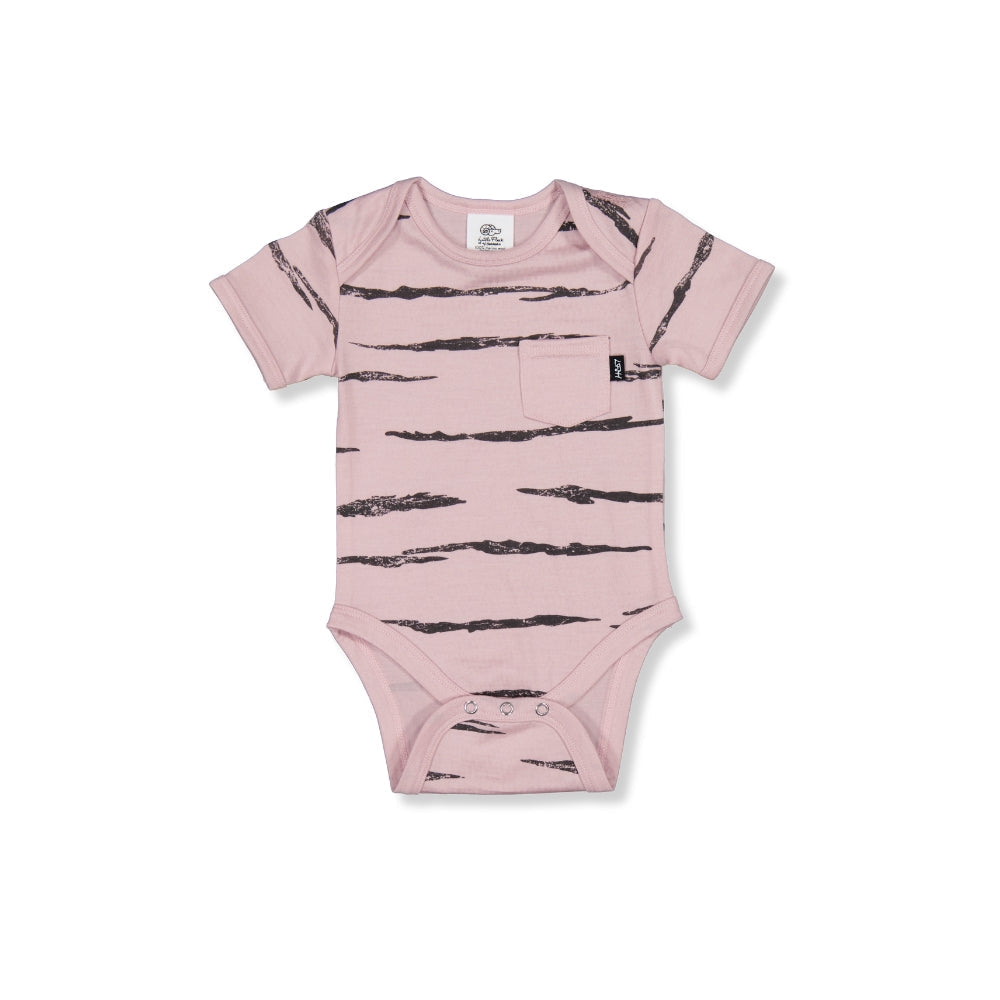 EZRA SHORTSLEEVE BODYSUIT- Lilac Tiger, 3-6 months + 6-12 months