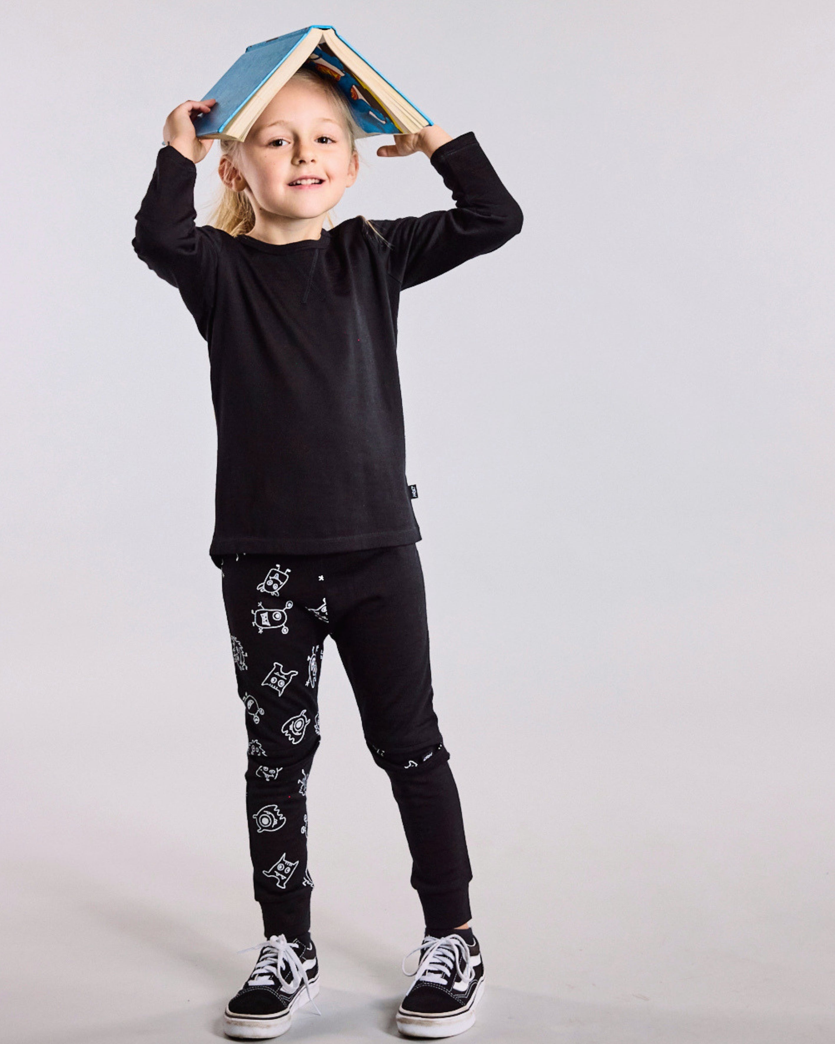 Wyatt Long Sleeve Top - 100% Merino Wool, Black