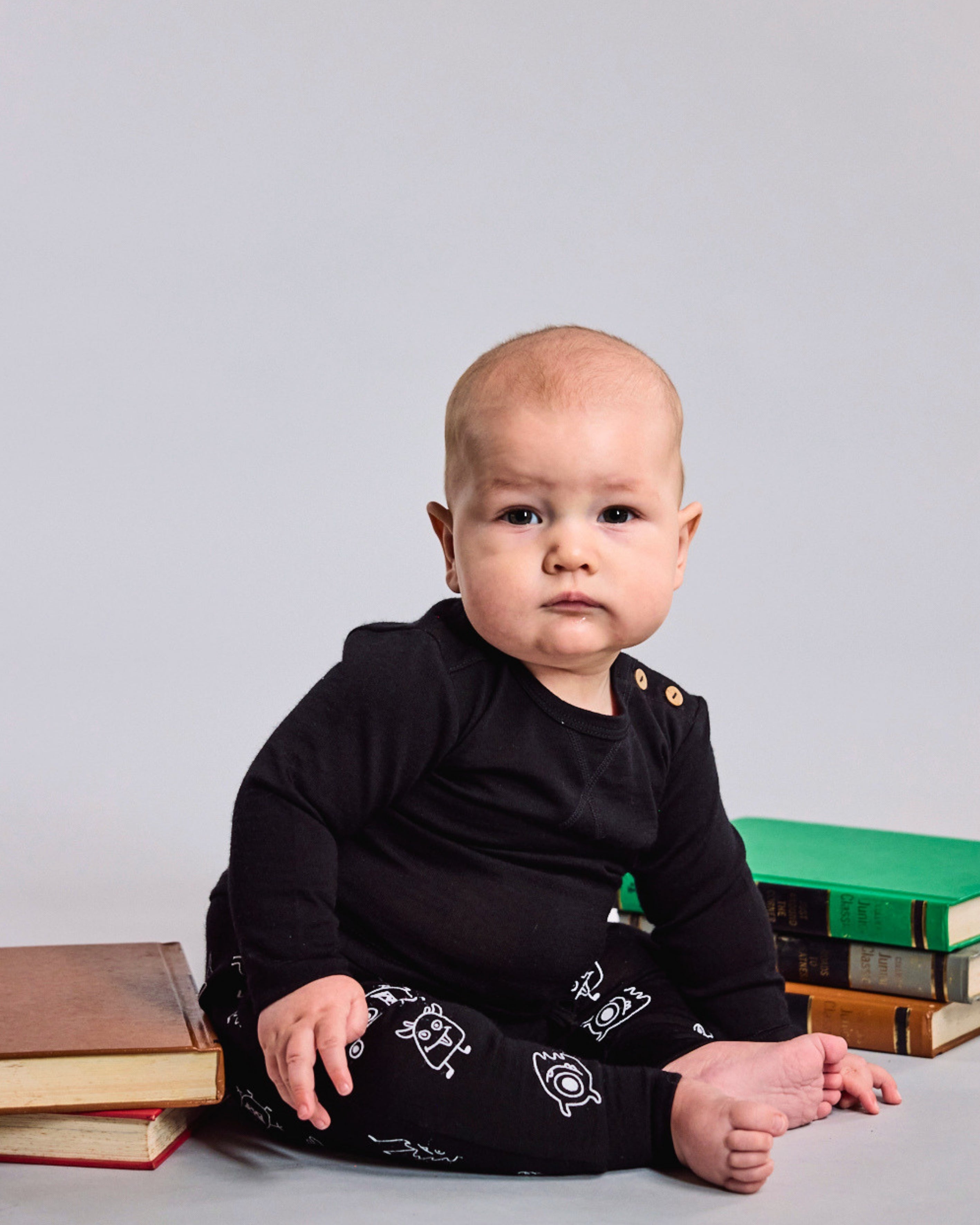 Wyatt Long Sleeve Top - 100% Merino Wool, Black