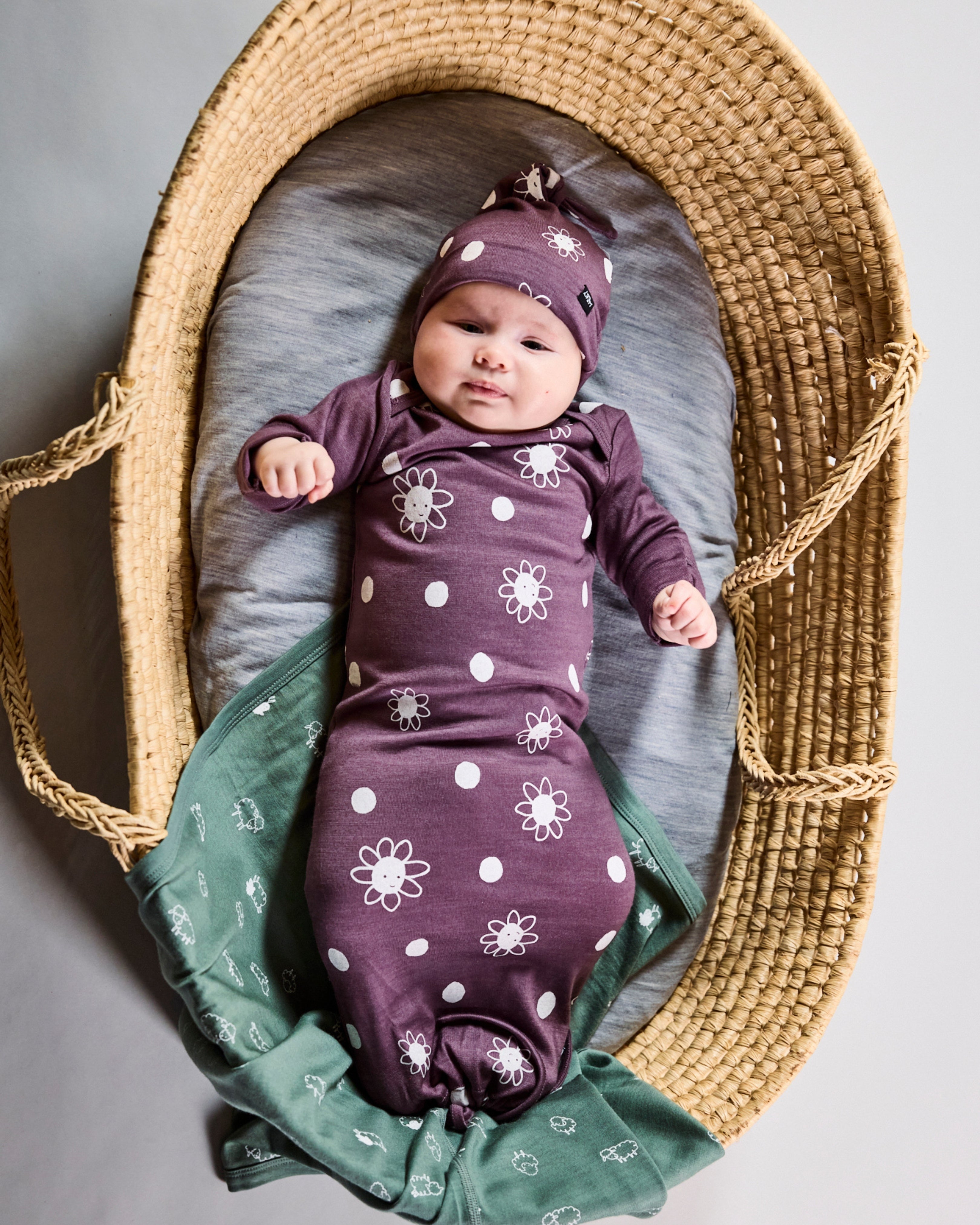 Beanie & Bootie Set - 100% Merino Wool - Plum Daisy