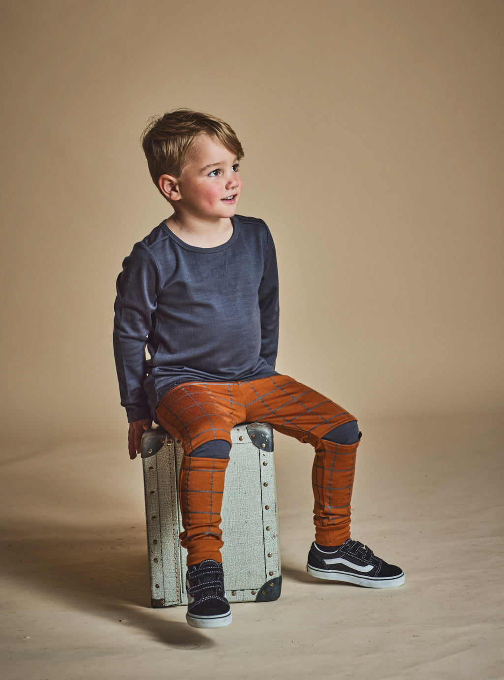 WYATT LONGSLEEVE TOP- Shadow