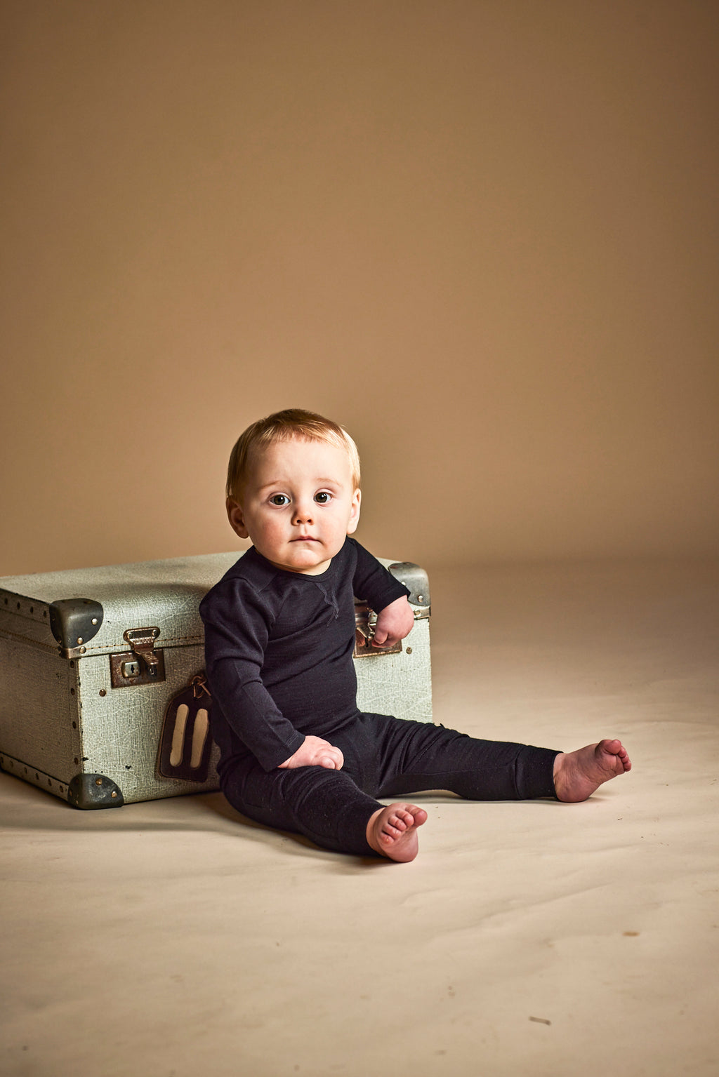 WYATT LONGSLEEVE- Black