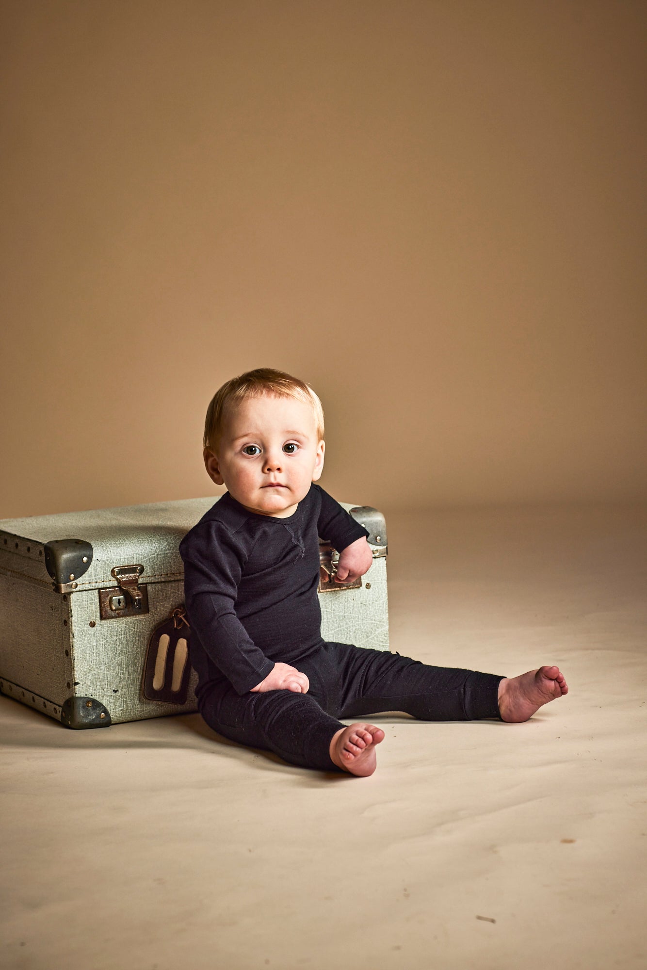 WYATT LONGSLEEVE- Black